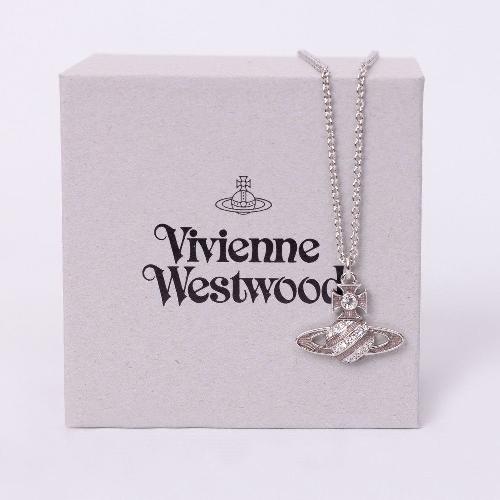 Assita Bas Relief Pendant